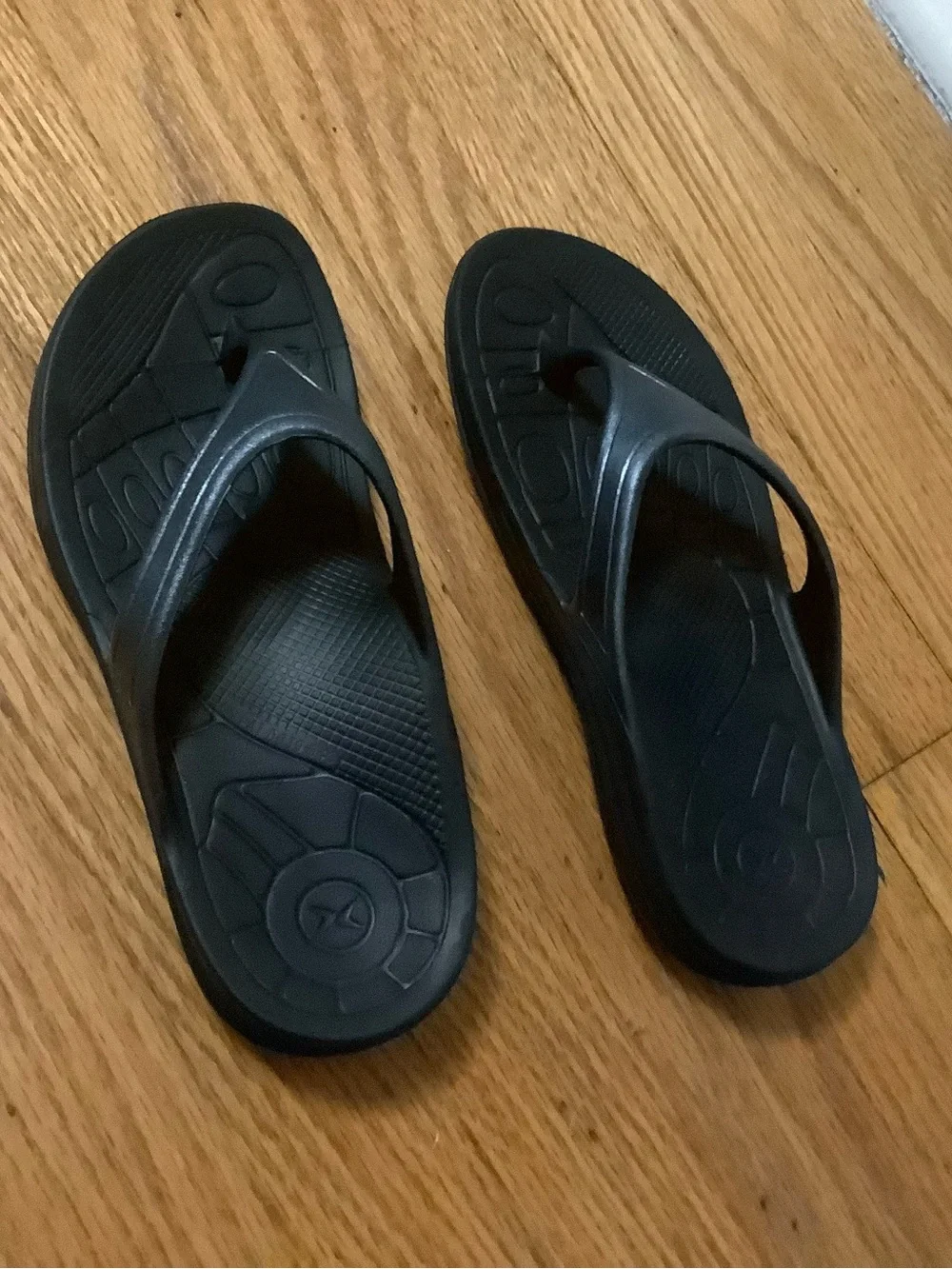 Flip flops us women’s size 6